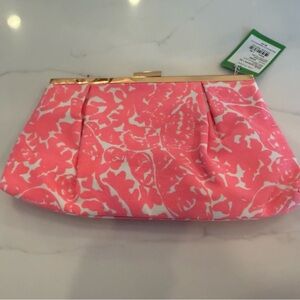 New with Tag Lilly Pulitzer Pink and White Floral Clutch Bag
